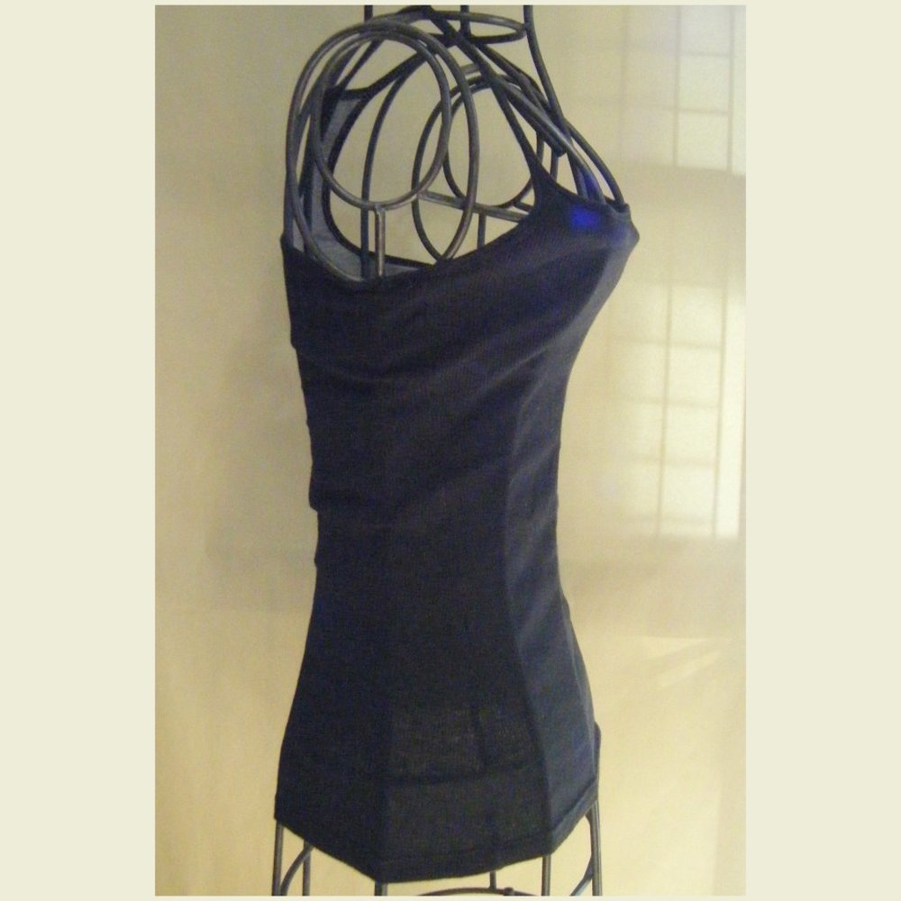 Mossimo Black Ribbed Knit V-Neck Racer Back Tank Extra Small Distressed - Picture 4 of 6